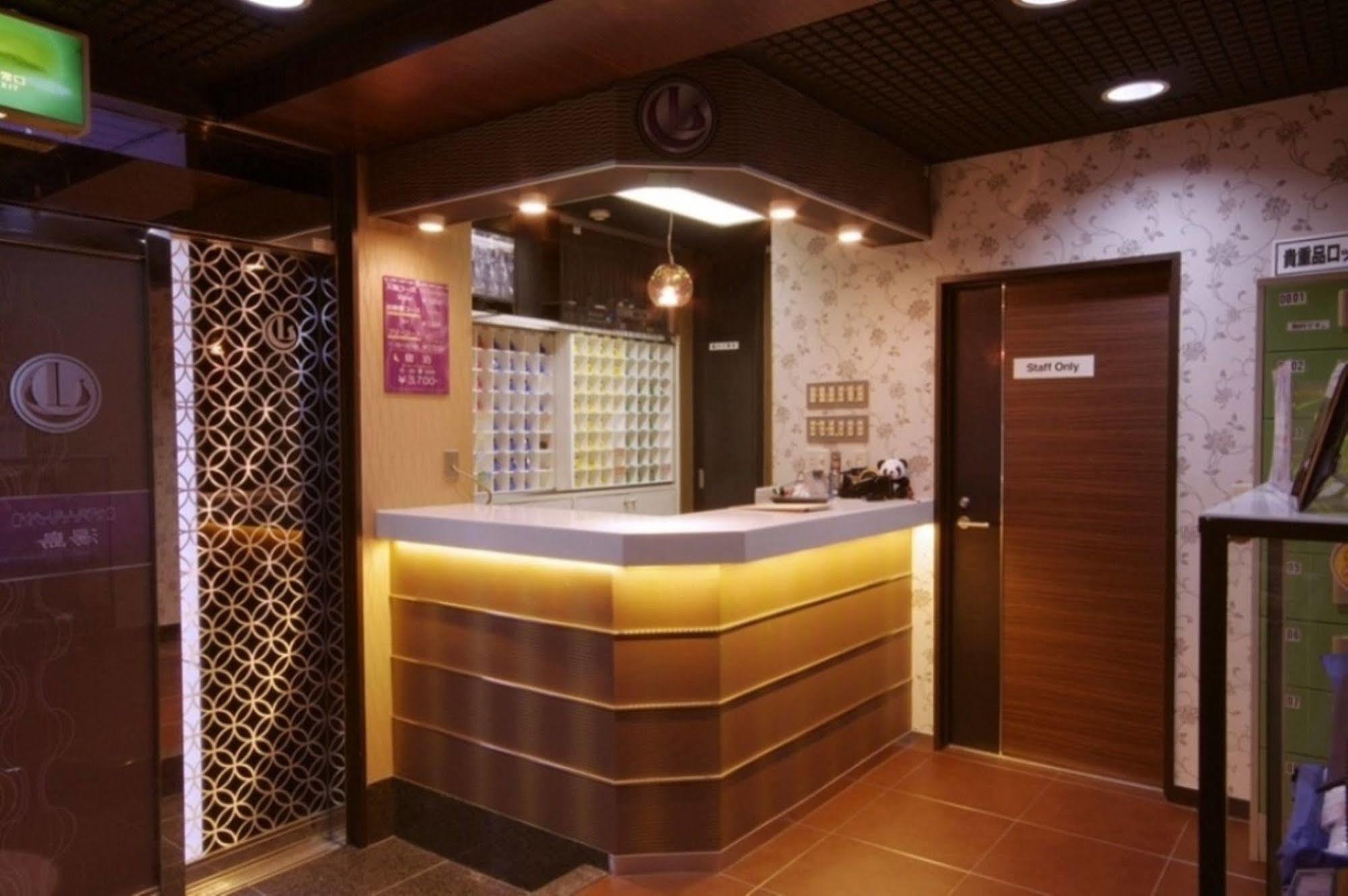 Capsule Land Yushima Hotel โตเกียว ภายนอก รูปภาพ