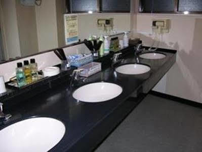 Capsule Land Yushima Hotel โตเกียว ภายนอก รูปภาพ